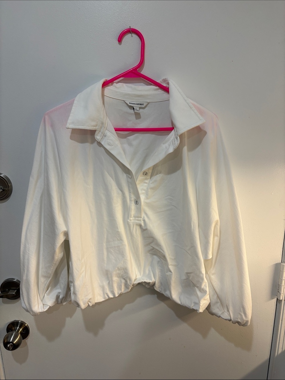 Banana Republic Cream Cropped Collared Pullover